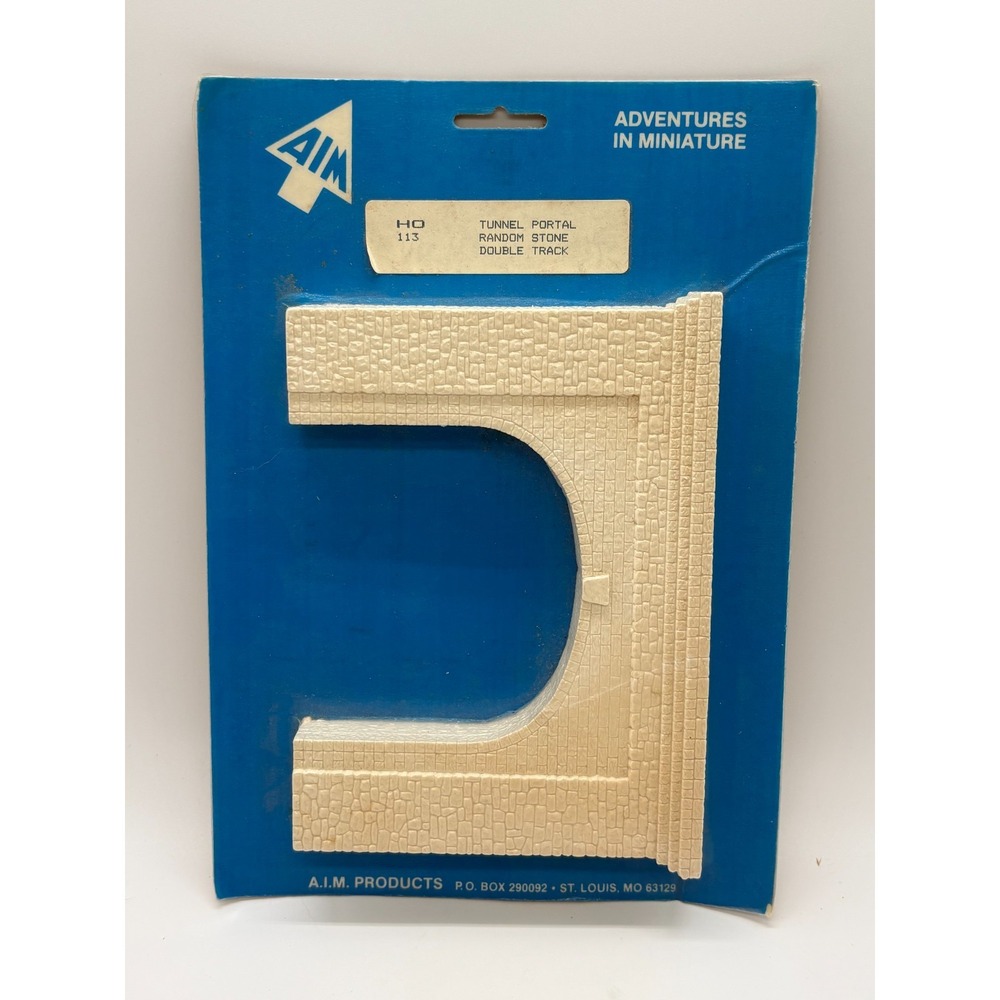 A.I.M. Products #113 HO Random Stone Double Track Tunnel Portal NOS